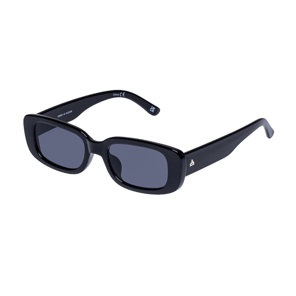 Revolve Aire Ceres V2 Black Sunglasses